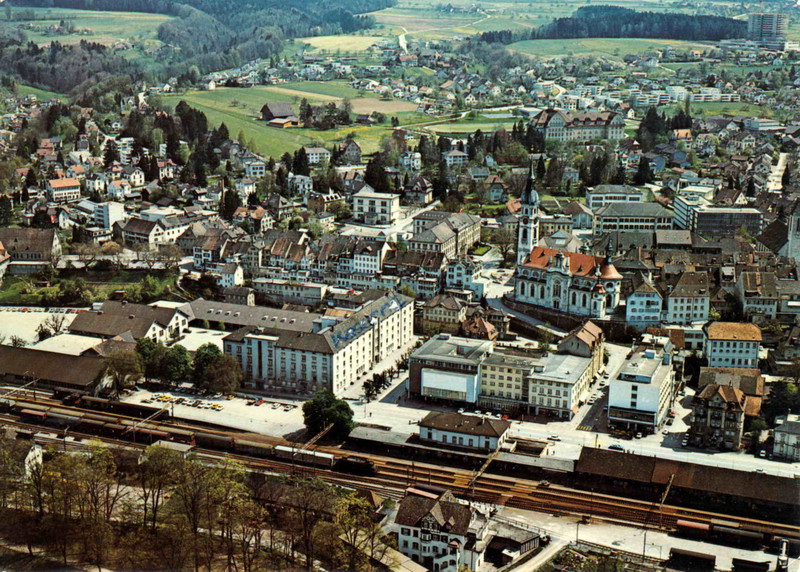 Frauenfeld Bahnhof Kaserne Altstadt Kantonsschule Flugaufnahme um 1980