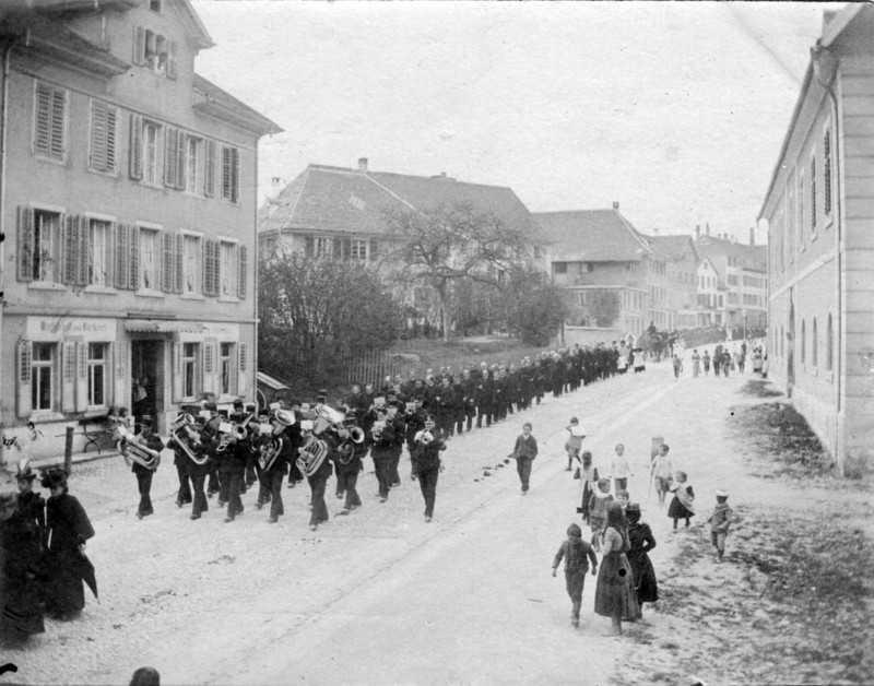Frauenfeld Beerdigung Dekan Kuhn beim Zeughaus 1901