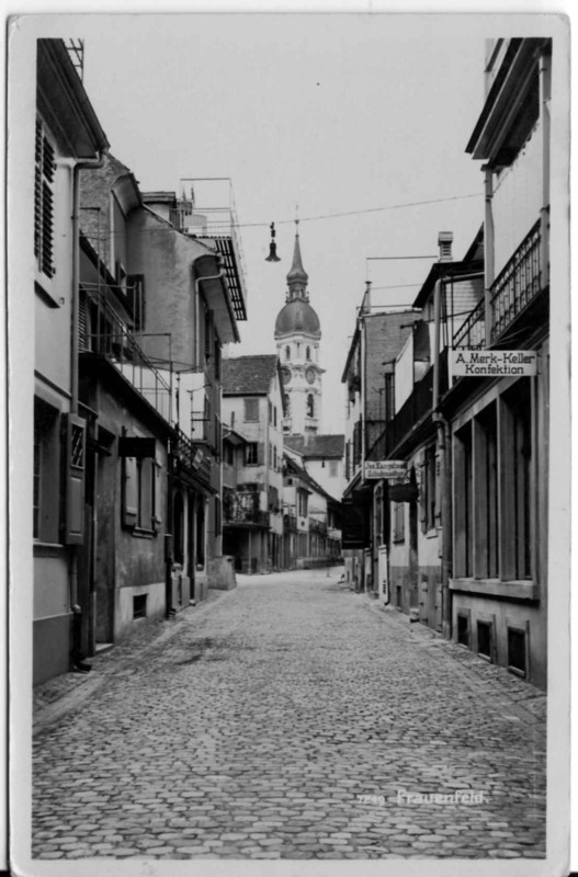 Frauenfeld Mittelgasse mit Kirche