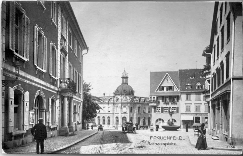 Frauenfeld Rathausplatz um 1920