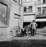 Frauenfeld unbekannter Milchmann mit Hund Privatfoto