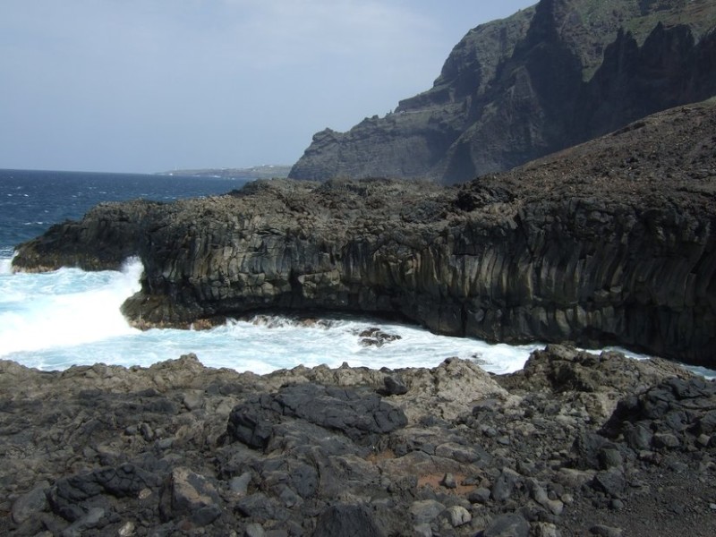 Basaltsulen am Meer, Tenerife, 14.03.08